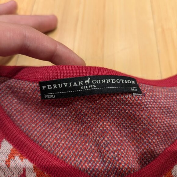 Peruvian Connection pull over/shirt, floral abstract design. never worn before - Picture 9 of 9